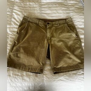 Red Camel Men’s Shorts 36 Khakis chino
